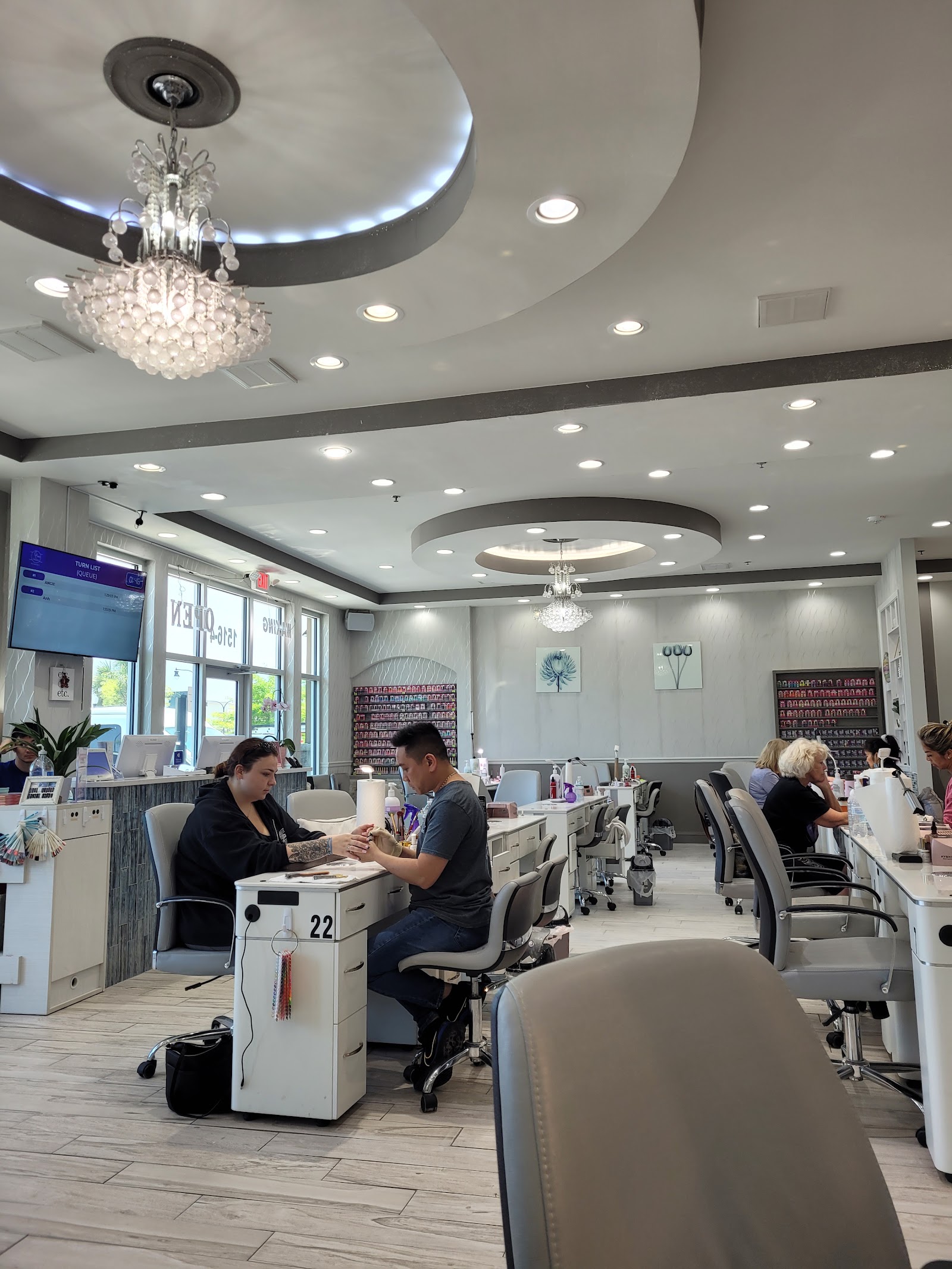 C C Nail Salon nail photo 4
